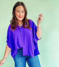 Load image into Gallery viewer, Oversized Purple Top
