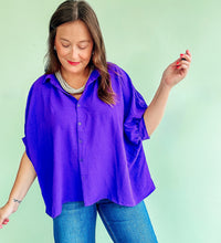 Load image into Gallery viewer, Oversized Purple Top