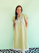 Load image into Gallery viewer, Green Embroidered Midi Dress