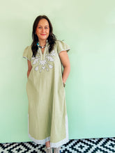 Load image into Gallery viewer, Green Embroidered Midi Dress