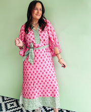 Load image into Gallery viewer, Pink &amp; Green Floral Print Midi