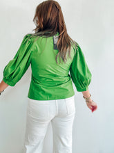 Load image into Gallery viewer, Olive Button Up Top