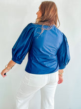 Load image into Gallery viewer, Navy Button Up Top