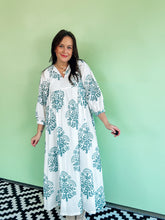 Load image into Gallery viewer, White Floral Print Midi