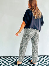 Load image into Gallery viewer, Leopard Barrel Pants