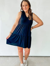 Load image into Gallery viewer, Wrinkle Free Black Tiered Dress